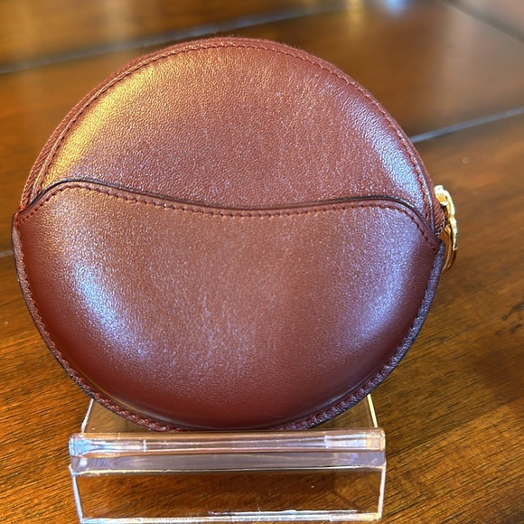 Cartier Pouch and Coin Purse in EXCELLENT used condition. - Picture 9 of 10